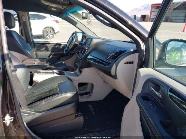 Dodge Grand Caravan Sxt Image 13