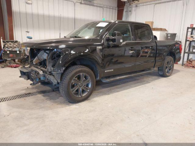 Ford F-150 Lariat Image 3