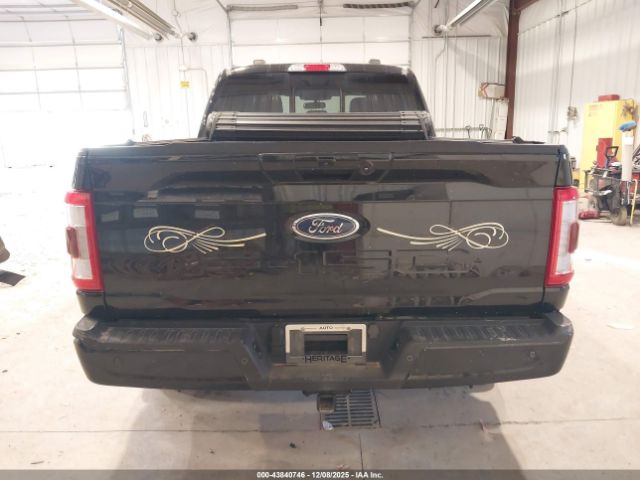 Ford F-150 Lariat Image 14