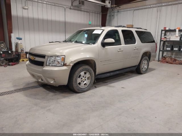 Chevrolet Suburban 1500 Lt Image 6